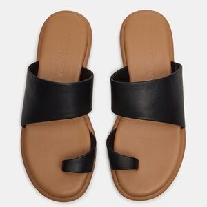 Steve Madden Black and Tan Sandals